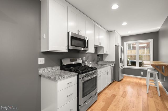 33 E HAMBURG ST, Baltimore, MD 21230