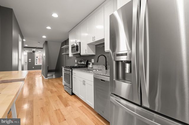 33 E HAMBURG ST, Baltimore, MD 21230