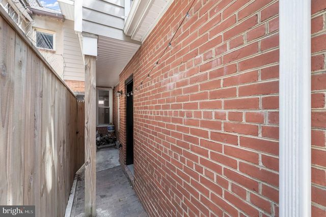 33 E HAMBURG ST, Baltimore, MD 21230