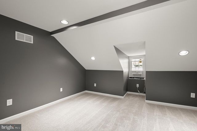 33 E HAMBURG ST, Baltimore, MD 21230