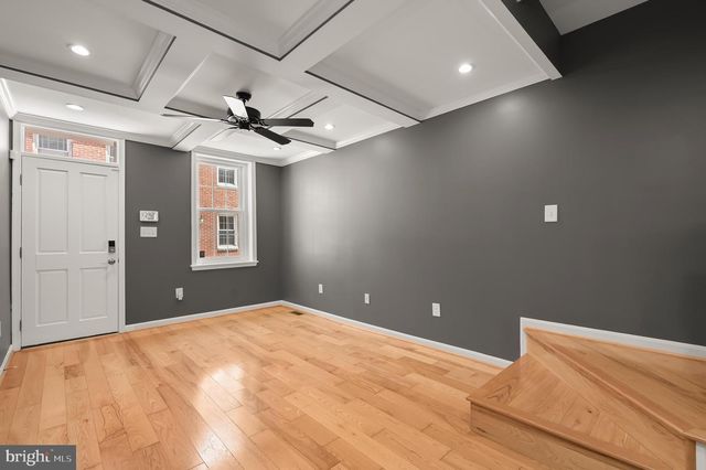 33 E HAMBURG ST, Baltimore, MD 21230