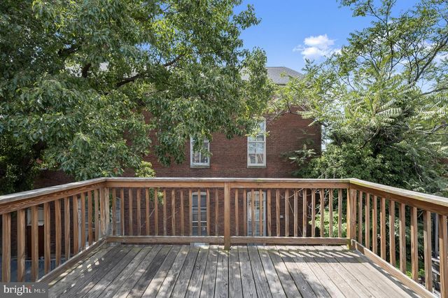 33 E HAMBURG ST, Baltimore, MD 21230