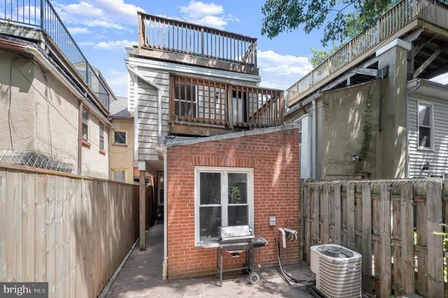 33 E HAMBURG ST, Baltimore, MD 21230