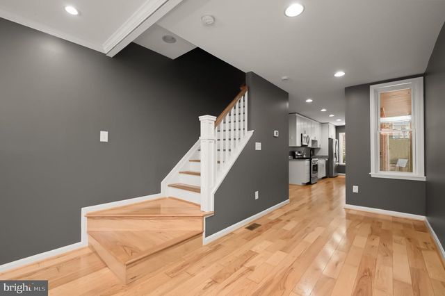 33 E HAMBURG ST, Baltimore, MD 21230