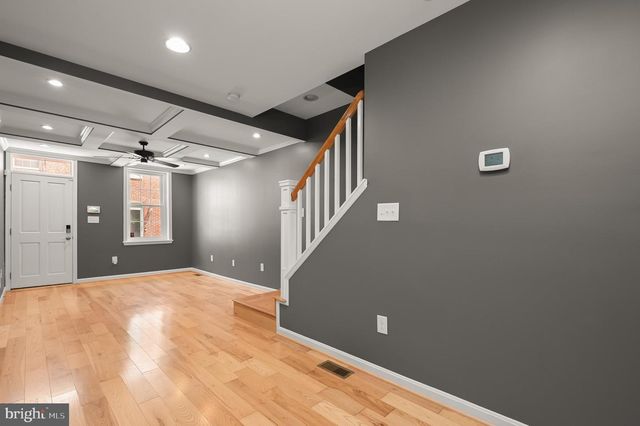 33 E HAMBURG ST, Baltimore, MD 21230