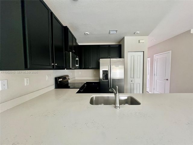 1045 NW 4th Ter 1045, Florida City, FL 33034