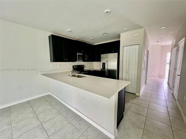 1045 NW 4th Ter 1045, Florida City, FL 33034