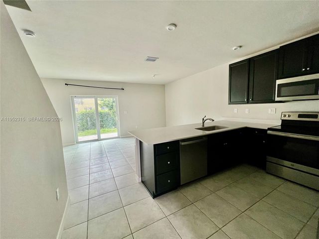 1045 NW 4th Ter 1045, Florida City, FL 33034