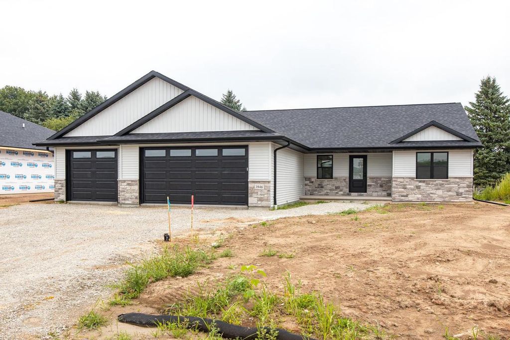 N3946 DEERE DRIVE, Freedom, WI 54913