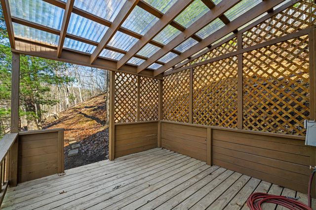 4 Hide-A-Way Hills Lane, Sugar Grove, OH 43155