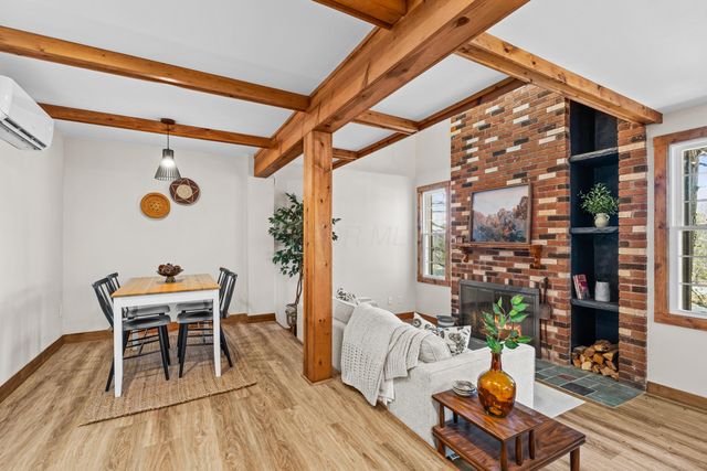 4 Hide-A-Way Hills Lane, Sugar Grove, OH 43155