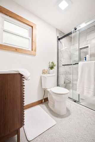 4 Hide-A-Way Hills Lane, Sugar Grove, OH 43155