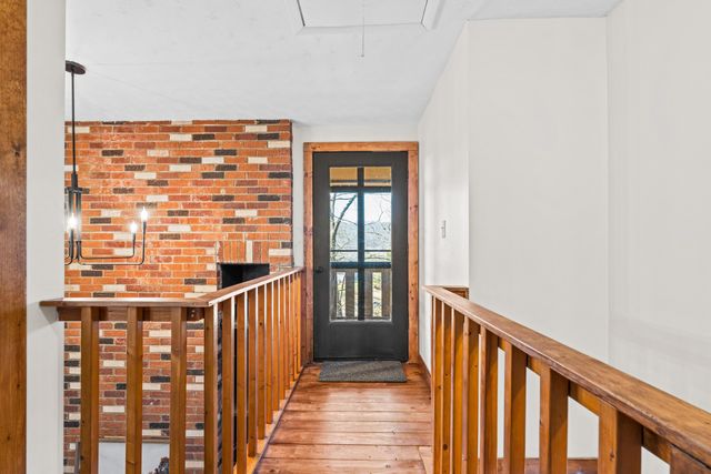 4 Hide-A-Way Hills Lane, Sugar Grove, OH 43155