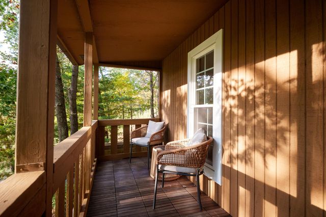 4 Hide-A-Way Hills Lane, Sugar Grove, OH 43155