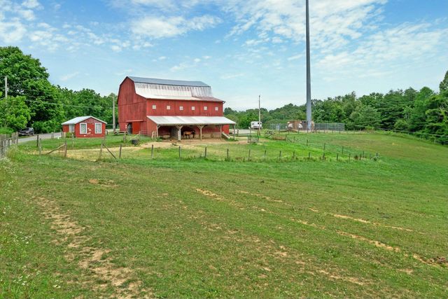 4 Hide-A-Way Hills Lane, Sugar Grove, OH 43155