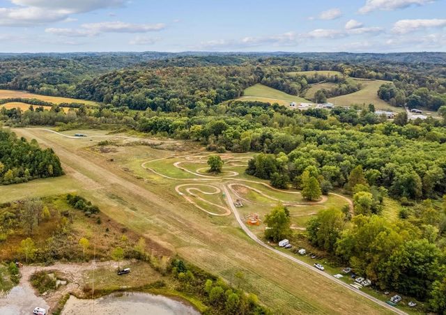 4 Hide-A-Way Hills Lane, Sugar Grove, OH 43155