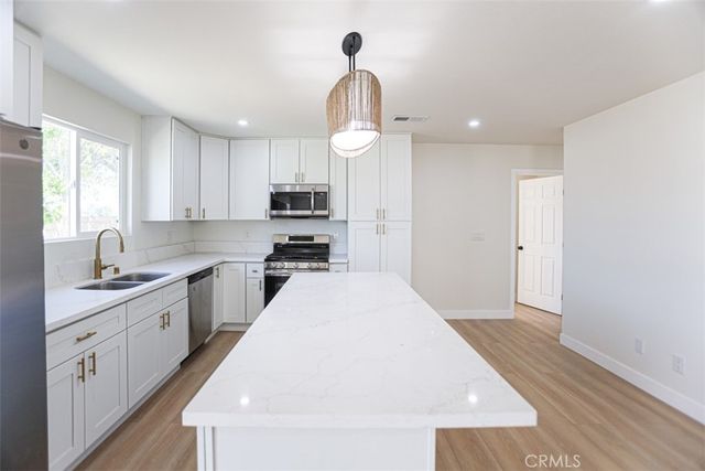 2452 E Brenda, West Covina, CA 91792