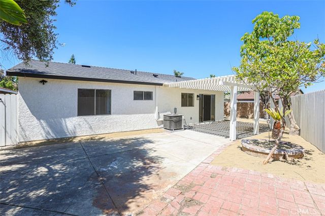 2452 E Brenda, West Covina, CA 91792