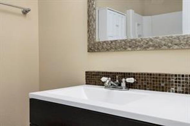 2027 Goodwin Drive, Katy, TX 77493