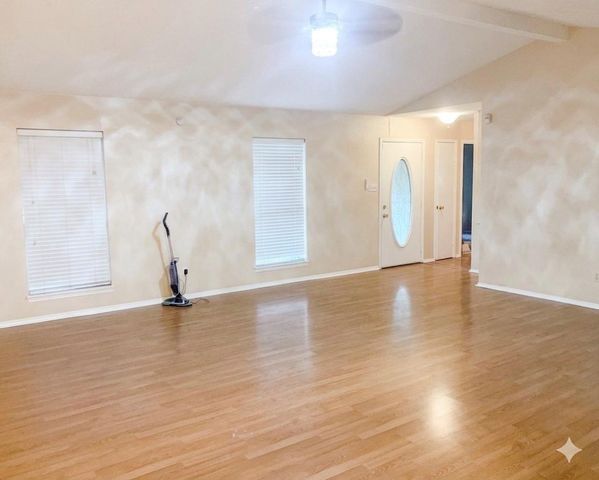 2027 Goodwin Drive, Katy, TX 77493