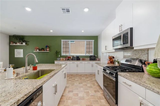 5057 Banjo Way, Hemet, CA 92545