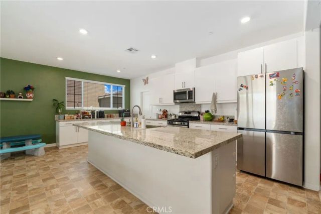 5057 Banjo Way, Hemet, CA 92545