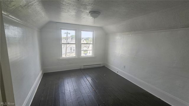 3850 W 17th Street, Cleveland, OH 44109