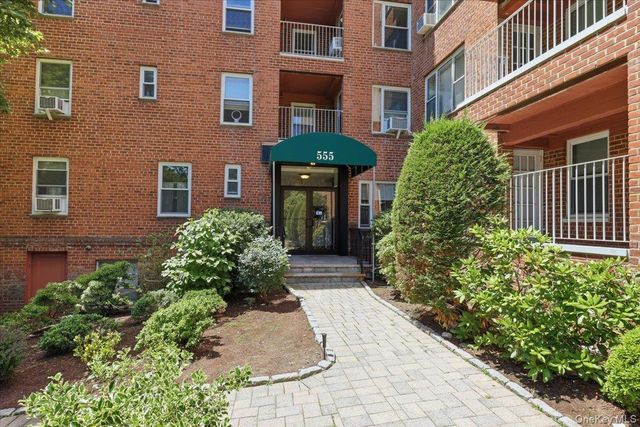 555 Broadway 1A, Hastings-on-hudson, NY 10706