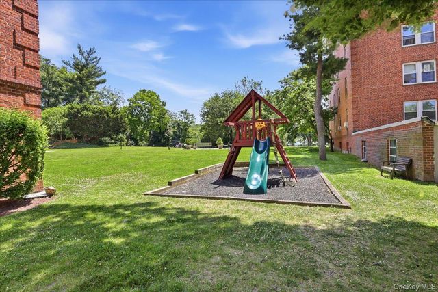 555 Broadway 1A, Hastings-on-hudson, NY 10706