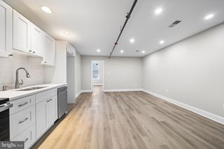 1933 CHRISTIAN ST #24, Philadelphia, PA 19146