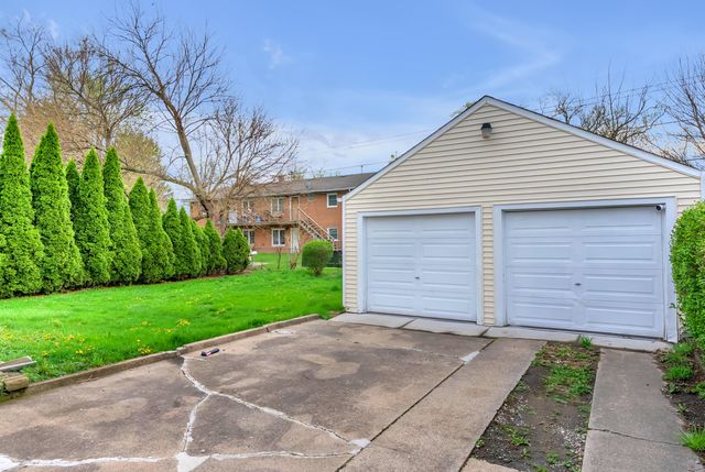 5770 Jackson Street, Merrillville, IN 46410