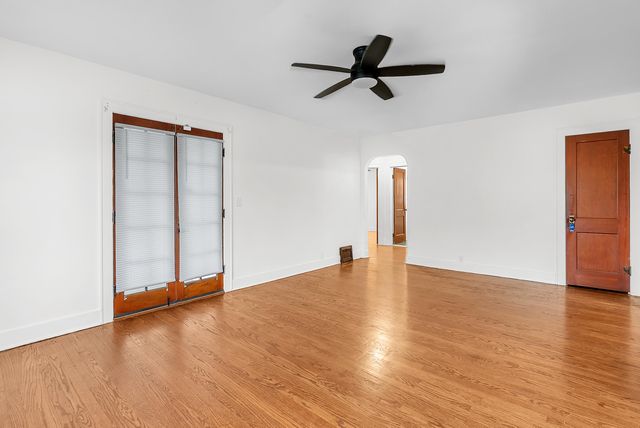 5770 Jackson Street, Merrillville, IN 46410