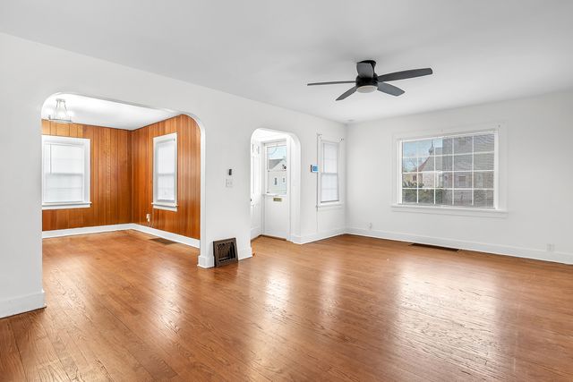 5770 Jackson Street, Merrillville, IN 46410