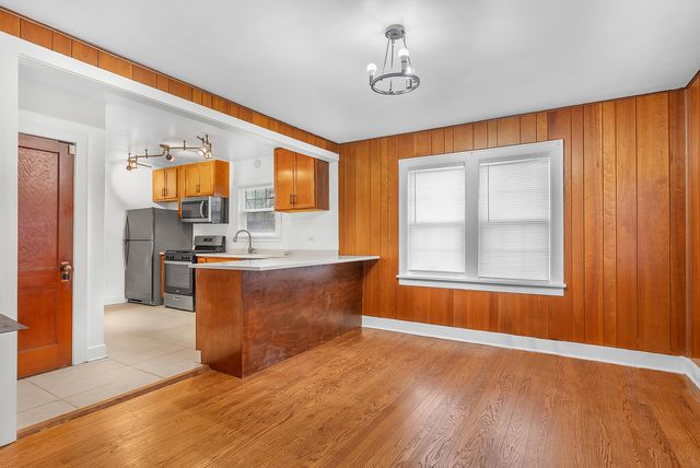 5770 Jackson Street, Merrillville, IN 46410