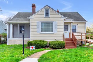 5770 Jackson Street, Merrillville, IN 46410