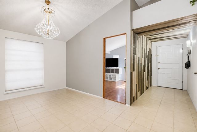 2611 Ridgemoor Court, Arlington, TX 76016