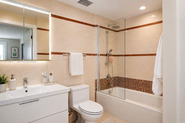 110 Washington Avenue 1512, Miami Beach, FL 33139