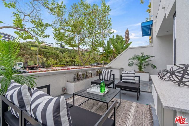 12923 Bluff Creek Drive, Los Angeles, CA 90094