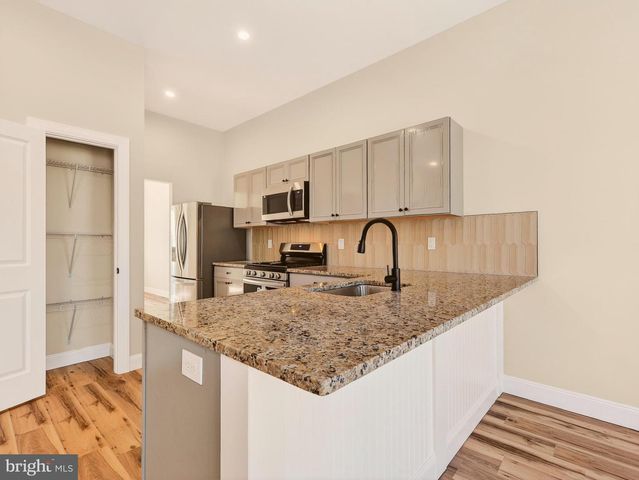 8 SALEM AVE, Newfield, NJ 08344