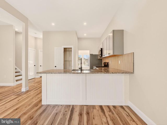 8 SALEM AVE, Newfield, NJ 08344