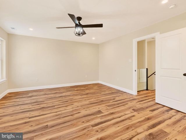 8 SALEM AVE, Newfield, NJ 08344