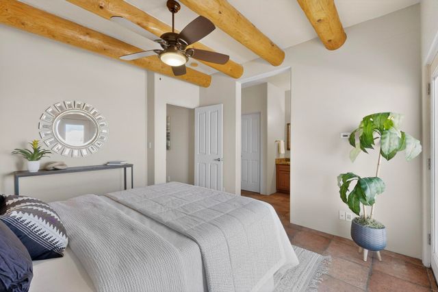 107 Johnson Mesa, Santa Fe, NM 87508