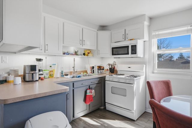 4752 S Lotus Avenue, Chicago, IL 60638