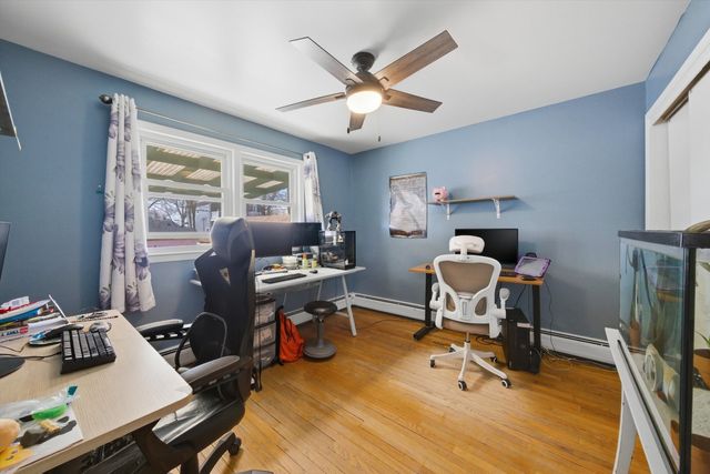 4752 S Lotus Avenue, Chicago, IL 60638