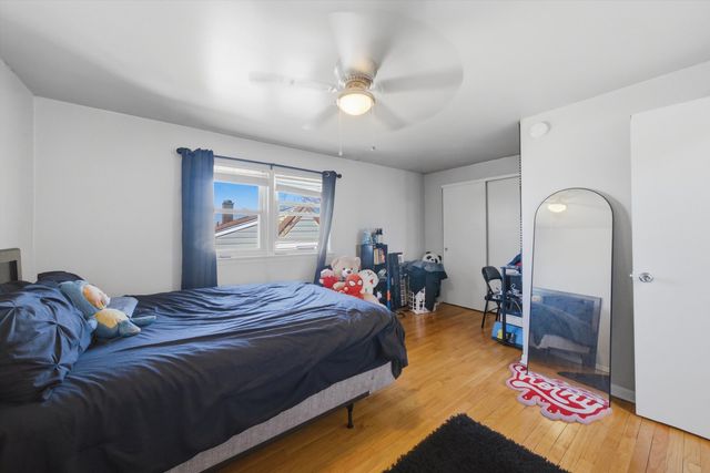 4752 S Lotus Avenue, Chicago, IL 60638