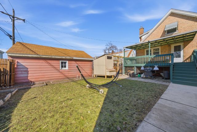 4752 S Lotus Avenue, Chicago, IL 60638