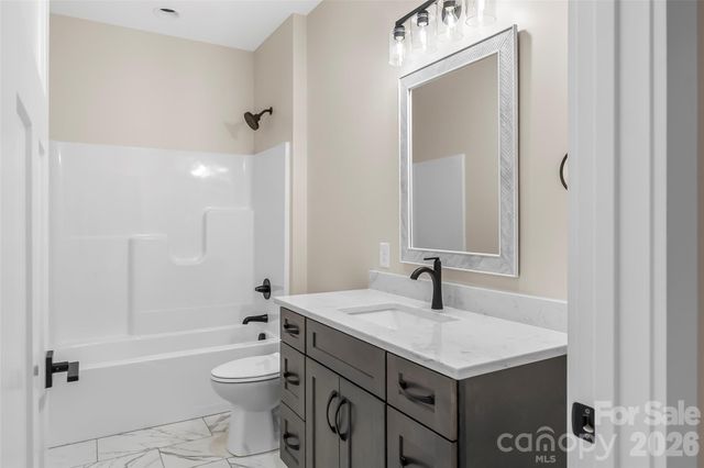 2456 Saratoga Run 58, Morganton, NC 28655