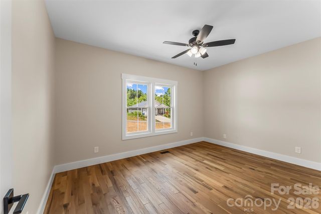 2456 Saratoga Run 58, Morganton, NC 28655