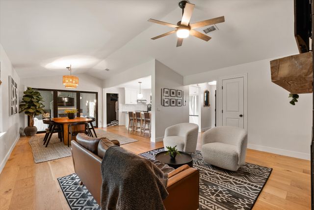 6234 Les Waggoner Rd, Franklin, TN 37067