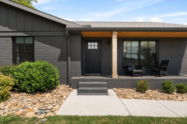 6234 Les Waggoner Rd, Franklin, TN 37067